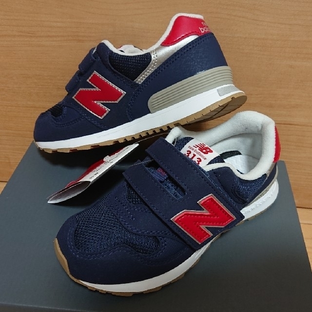 New Balance(ニューバランス)のころり様 新品 ニューバランス 313 ネイビー 19.5cm キッズ/ベビー/マタニティのキッズ靴/シューズ(15cm~)(スニーカー)の商品写真