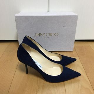 ジミーチュウ(JIMMY CHOO)の【新品未使用】ジミーチュウ　ネイビースエードパンプス(ハイヒール/パンプス)