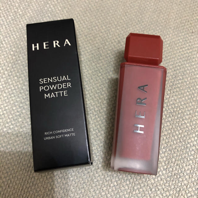 AMOREPACIFIC(アモーレパシフィック)のHERA リップ センシュアルパウダーマット 499 コスメ/美容のベースメイク/化粧品(口紅)の商品写真