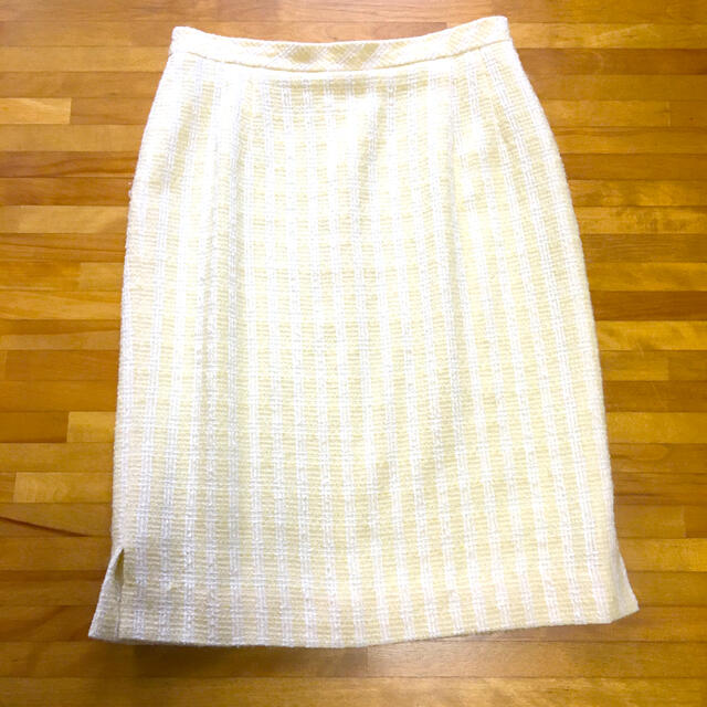 スーツ　3点セット　黄色　白　ジャケット　スカート レディースのフォーマル/ドレス(スーツ)の商品写真