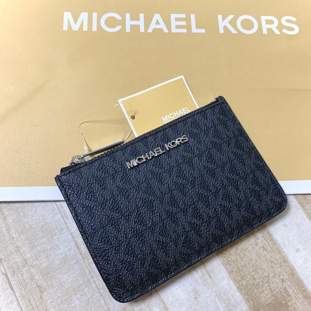 Michael Kors(マイケルコース)の新品未使用 マイケルコース ブラック シグネチャー コインケース 定期入れ レディースのファッション小物(名刺入れ/定期入れ)の商品写真