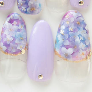 紫陽花♡変形フレンチネイル コスメ/美容のネイル(つけ爪/ネイルチップ)の商品写真