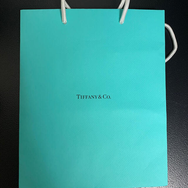 Tiffany & Co.(ティファニー)のティファニー Tスマイル ネックレス YG 18金 レディースのアクセサリー(ネックレス)の商品写真