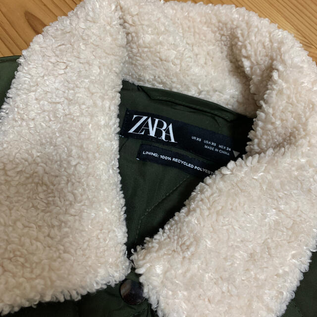 ZARA(ザラ)のZARA キルティングジャケット　XS レディースのジャケット/アウター(ミリタリージャケット)の商品写真