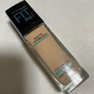 メイベリン(MAYBELLINE)のメイベリン　リキッドファンデーション　215 標準的な肌色(ピンク系)マット(ファンデーション)