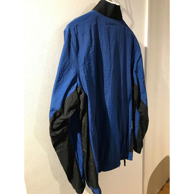 新品！NIKE アノラックパーカー