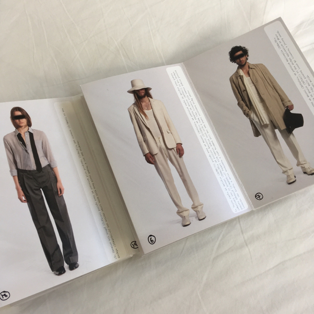 Maison Martin Margiela(マルタンマルジェラ)の●Martin Margiela 12SS+10SS ルックブック3冊セット●  エンタメ/ホビーのコレクション(印刷物)の商品写真