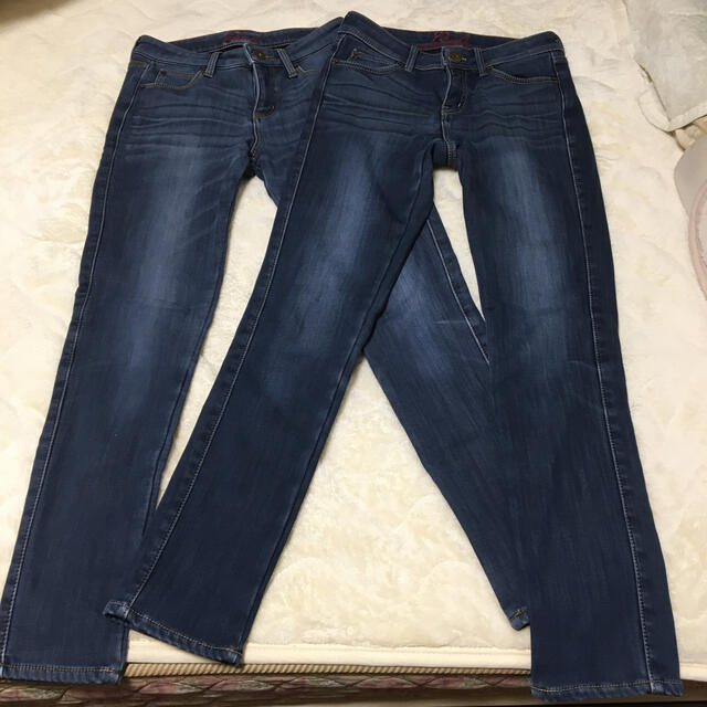 しまむら(シマムラ)のお値下げ　しまむら　裏地暖かジーンズ　2本セットで レディースのパンツ(デニム/ジーンズ)の商品写真