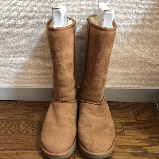 UGG(アグ)のほぼ未使用❗️UGG アグ ムートンブーツ　ミドルブーツ　キャメル レディースの靴/シューズ(ブーツ)の商品写真