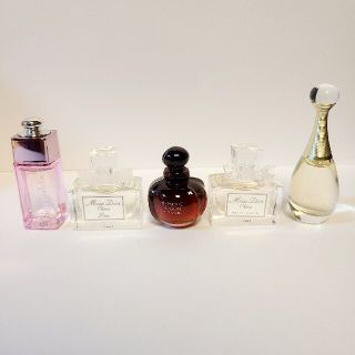 ディオール(Dior)のDior　ディオール　ミニ香水 5ml(香水(女性用))