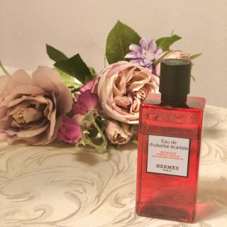 エルメス(Hermes)のHERMES オー ドゥ ルバーブ エカルラット　シャワージェル 80ml(ボディソープ/石鹸)