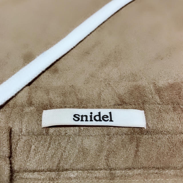 SNIDEL(スナイデル)のいつでも♪スナイデル カジュアルスウェードパンツ♡アパルトモン エンフォルド レディースのパンツ(カジュアルパンツ)の商品写真