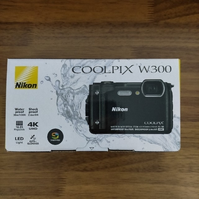 ニコン Coolpix w300(ブラック)