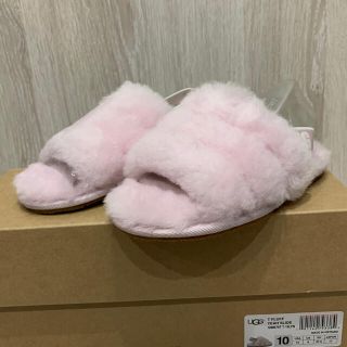 アグ(UGG)のUGG キッズ　FLUFF YEAH SLIDE - SEASHELL PINK(サンダル)