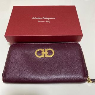 フェラガモ(Ferragamo)の長財布(長財布)