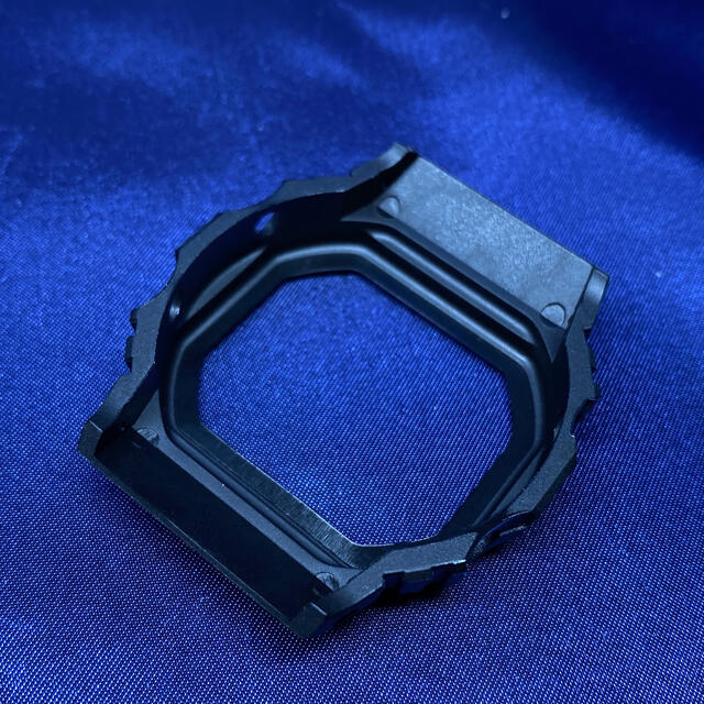 5600系G-SHOCK用 互換ベゼル ブラック×スカイブルー メンズの時計(腕時計(デジタル))の商品写真