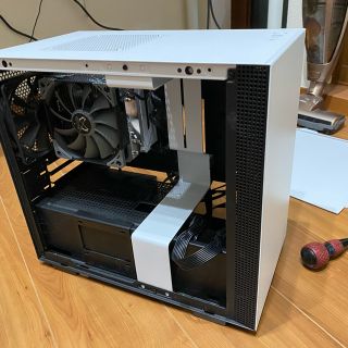 ゲーミングPC グラボなし NZXT H210