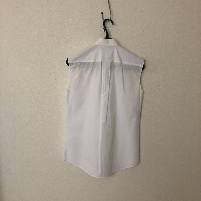 Maison Martin Margiela(マルタンマルジェラ)のマルジェラ　Maison Martin Margiela ノースリーブ シャツ レディースのトップス(シャツ/ブラウス(半袖/袖なし))の商品写真