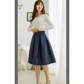 フレアスカート　紺　Mサイズ(ひざ丈スカート)