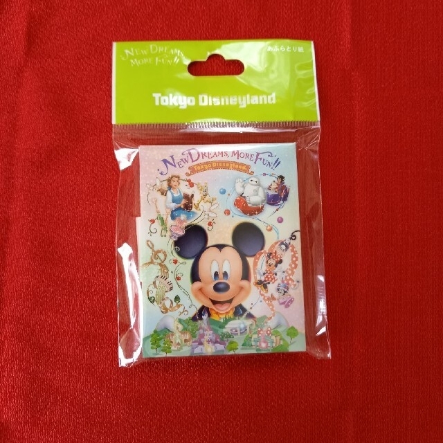 Disney(ディズニー)の新エリアディズニーランドグッズ　あぶらとり紙 コスメ/美容のメイク道具/ケアグッズ(あぶらとり紙)の商品写真