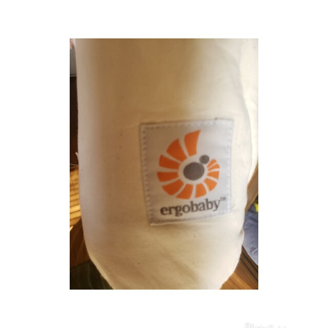 Ergobaby(エルゴベビー)のエルゴ　インサート キッズ/ベビー/マタニティの外出/移動用品(抱っこひも/おんぶひも)の商品写真