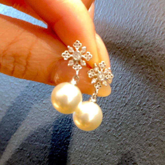 MIKIMOTO(ミキモト)の超美品3000円♡パール&結晶ピアス♡華やか揺れる♡シルバー レディースのアクセサリー(ピアス)の商品写真