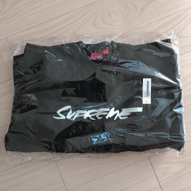 supreme futura crewneck シュプリーム