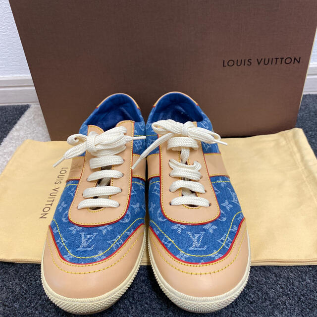 LOUIS VUITTON(ルイヴィトン)のLOUIS VUITTON 【超美品】デニムエナメルスニーカー レディースの靴/シューズ(スニーカー)の商品写真