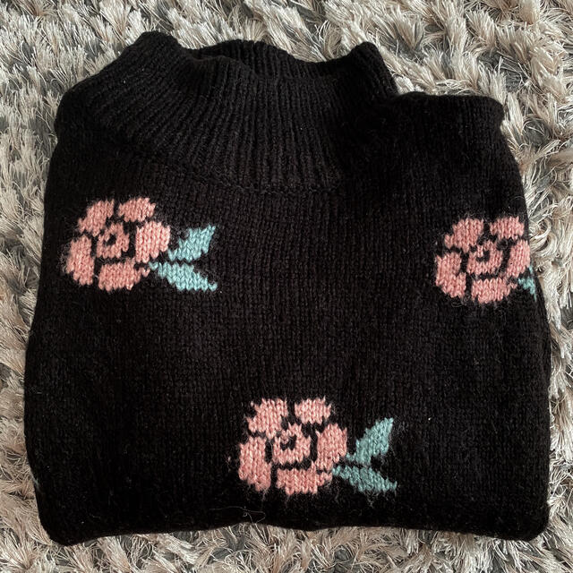 epine rose knit エピヌ　ニット　ローズ レディースのトップス(ニット/セーター)の商品写真