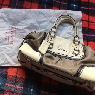 コーチ(COACH)のコーチ  ハンドバッグ　肩掛けにも♡(ハンドバッグ)