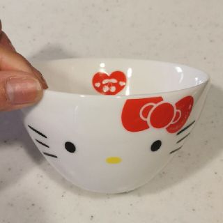 サンリオ(サンリオ)の☆サンリオ　キティちゃんお茶碗☆(食器)