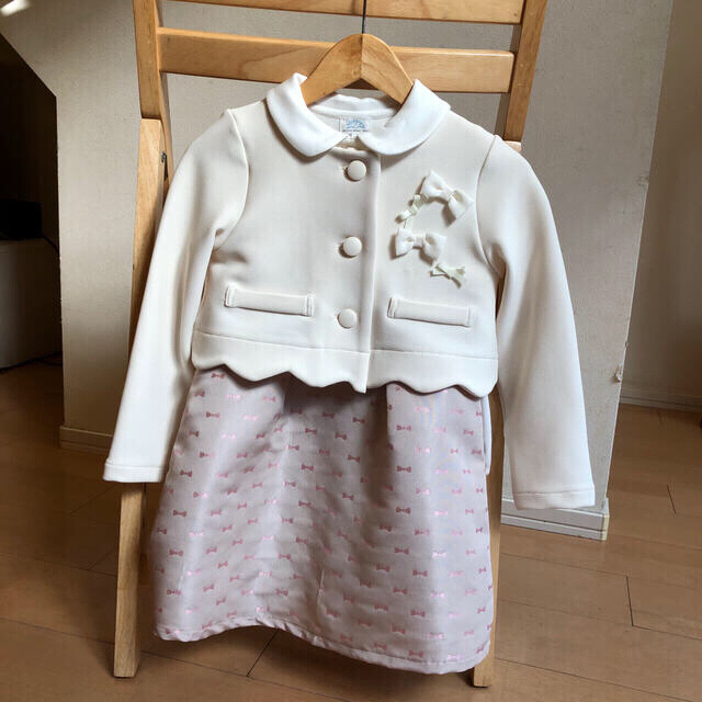 NATURAL BEAUTY BASIC(ナチュラルビューティーベーシック)のNATURAL BEAUTY BASIC120センチ入学式スーツ キッズ/ベビー/マタニティのキッズ服女の子用(90cm~)(ドレス/フォーマル)の商品写真