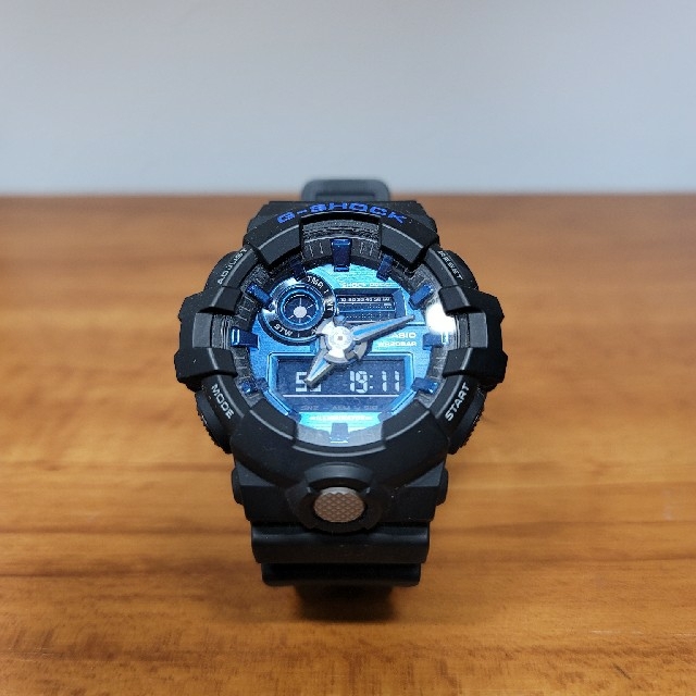 【最終値下げ】【美品】CASIO G-SHOCKGA-710　腕時計