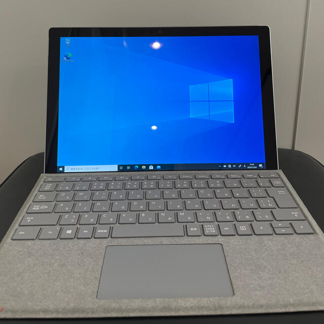 Microsoft(マイクロソフト)のu_uさん専用　Surface pro 2017年 FJR-00016  スマホ/家電/カメラのPC/タブレット(ノートPC)の商品写真