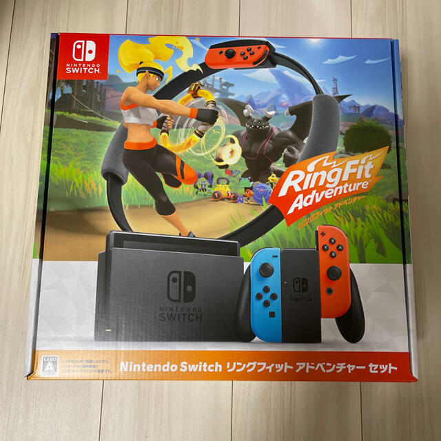 Nintendo Switch(ニンテンドースイッチ)の【本日発送】Nintendo Switch リングフィットアドベンチャー　セット エンタメ/ホビーのゲームソフト/ゲーム機本体(家庭用ゲームソフト)の商品写真