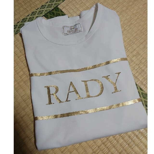 Rady(レディー)のRady　ロゴTシャツ レディースのトップス(Tシャツ(半袖/袖なし))の商品写真