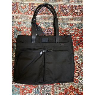 Tumi トートバッグ