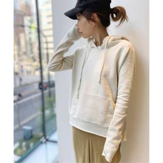 アパルトモンドゥーズィエムクラス(L'Appartement DEUXIEME CLASSE)のl’appartement  NILI LOTAN  SWEAT HOODIE(パーカー)