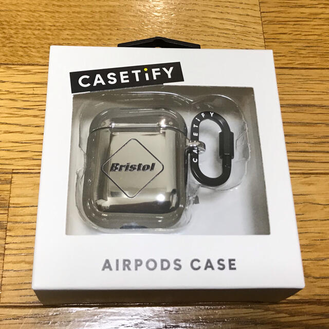 F.C.R.B.(エフシーアールビー)のF.C.R.B. CASETiFY EMBLEM AirPods CASE スマホ/家電/カメラのスマホアクセサリー(その他)の商品写真