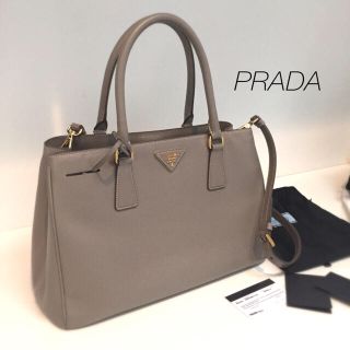 プラダ(PRADA)のSAFFIANO LUX 2waybag(トートバッグ)