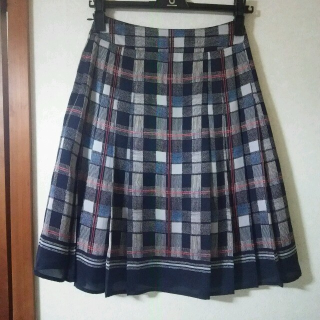 kumikyoku（組曲）(クミキョク)の組曲 スカート 小さいサイズ レディースのスカート(ひざ丈スカート)の商品写真