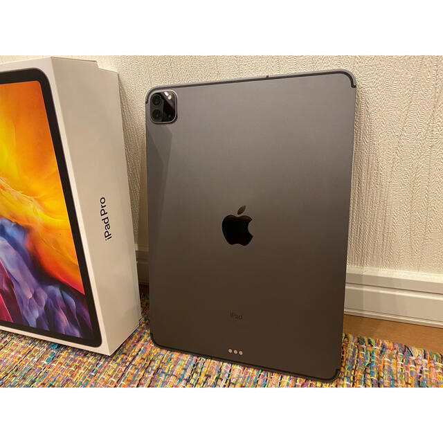 iPad(アイパッド)の値下げ【新品同様】iPad Pro 11インチ  cellular 128GB スマホ/家電/カメラのPC/タブレット(タブレット)の商品写真