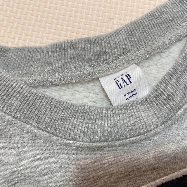 GAP(ギャップ)のgap トレーナー 95cm キッズ/ベビー/マタニティのキッズ服男の子用(90cm~)(Tシャツ/カットソー)の商品写真