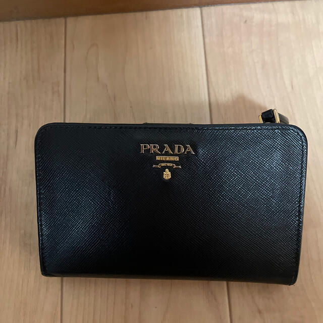 PRADA(プラダ)のPRADA 財布 レディースのファッション小物(財布)の商品写真