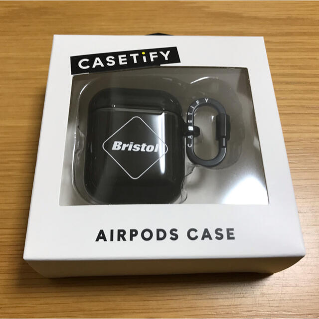 F.C.R.B.(エフシーアールビー)のF.C.R.B. CASETiFY EMBLEM AirPods CASE スマホ/家電/カメラのスマホアクセサリー(その他)の商品写真