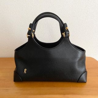 Roberta di Camerino(ハンドバッグ)のフリマアイテム一覧 Roberta di Camerino(ハンドバッグ)のフリマアイテム一覧