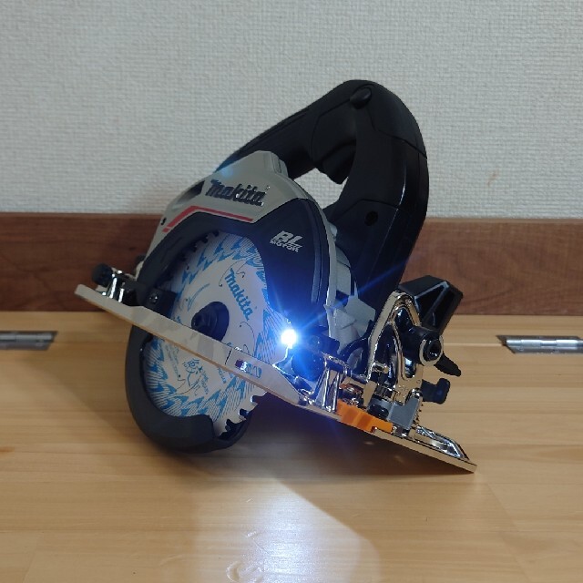 Makita(マキタ)のマキタ　18V　新品　125mm充電式マルノコ　HS474D その他のその他(その他)の商品写真