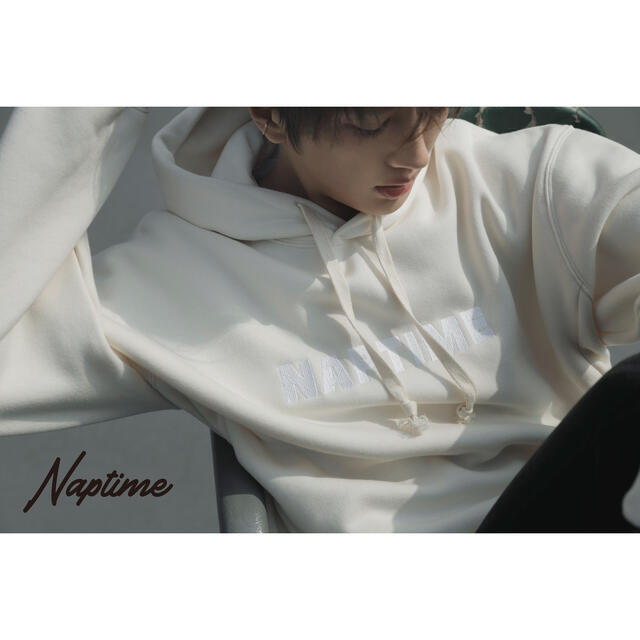 新品未開封】Naptime. ロゴパーカー Nissyの通販 by ＊ぱぴこ＊'s shop