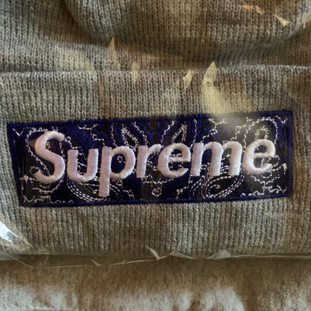 Supreme(シュプリーム)のsupreme box logo beanie gray メンズの帽子(ニット帽/ビーニー)の商品写真