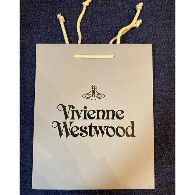 Vivienne Westwood(ヴィヴィアンウエストウッド)のヴィヴィアンウエストウッド　紙袋 レディースのバッグ(ショップ袋)の商品写真